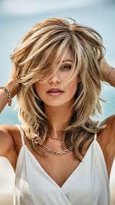 Karen Conlan's Instagram, Twitter & Facebook