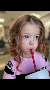 Taylor Sahm Oahu Daughter Cut Hair