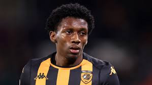 Más calabazas al Barcelona: la promesa del fútbol inglés dice no a Laporta