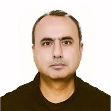 From just two best friends, who wanted to help their Pakistani brothers  groom themselves, Dari Mooch has now fostered a team of sorts.