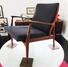 Most customers spend an average of $652 for their furniture reupholstery. Pin On Furniture Redo