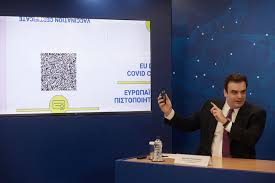 'certificat covid' est l'appellation belge) est un document gratuit reconnu dans toute l'union européenne qui doit permettre. Covid 19 Le Passeport Sanitaire Europeen En Phase De Test