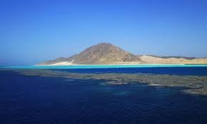 It covers an area of 4.50 square kilometres (1.74 square miles). Zabargad Island A Piece Of Heaven By The Red Sea Egypttoday