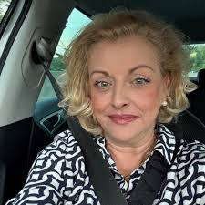 As a good host, we take care of your needs—and maybe also the things you  don't need anymore. 😉 Because those who fly SWISS become Switzerland fans  at heart. ✈️ 🇨🇭 #flyswiss #