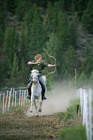 Mounted Archer Katie Morwen Stearns I Ve Never Seen Or Heard Of This Sport I Would Like To Watch Sometime And Were I Mounted Archery Horse Archery Archery