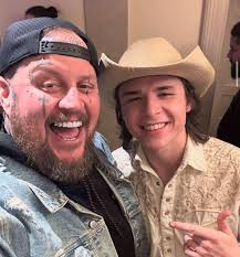 He's gonna be the next American Idol! Share this if you agree❣️✨🎉Love this  kid! He just oozes charisma! So sweet and kind! He can sing his behind off!  Love his old country