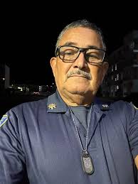 Compañias con buenos contratos y pagando tarde, y la gente que no quiere  trabajar en este país... 🤷🏼‍♂️ Y luego pierden buenos guardias y la  reputación para lograr contratar... "¡No sé quejen