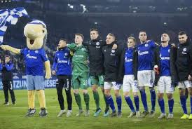 Bundesliga (although it is rarely referred to with the first prefix), and, below that, the 2. Reviersport