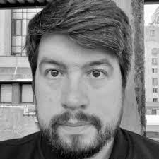 Daniel Veronesi's Instagram, Twitter & Facebook