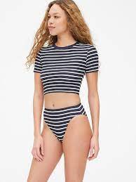 Short Sleeve Crop Rashgaurd Gap Crop Swimsuits Short Sleeve Swimsuit Shopping Outfit