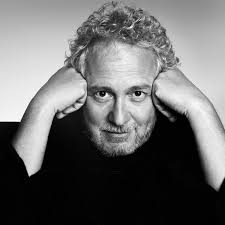 La famiglia lo trova riverso sul. Hector Abad Faciolince Conferencias Literatura Y Politica