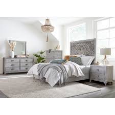 Micro flannel® solid california king sheet set in amethyst. Boho Chic California King Bedroom Group Sadler S Home Furnishings Bedroom Groups