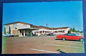 Vintage Postcard Victorville California Travelodge Motel Vintage Cars San Bernardino County Victorville Mojave