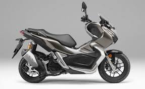 The honda adv 150 is offered petrol engine in the indonesia. 2020 Honda Adv 150