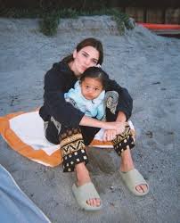 'tis the season 3 mins ago. Stormi Webster Icons Explore Tumblr Posts And Blogs Tumgir