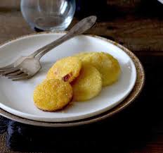 Los ñoquis a la romana son una deliciosa receta inspirada en los clásicos ñoquis de patata. Noquis A La Romana Primeros Platos Recetas Con Queso