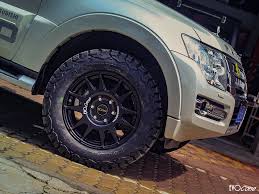 Mitsubishi Pajero With Dakarzero 18 Wheels Mitsubishi Pajero Racing Wheel Wheel