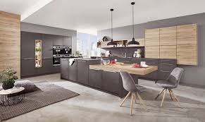 Tendances 2019 Bois Pierre Et Metal Cuisine Moderne Design Cuisine Tendance Cuisines Design