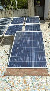 Apartment Solar System Best Diy Solar Panel Tutorials For The Frugal Homesteader Diy Solar Panel Best Solar Panels Solar Panels