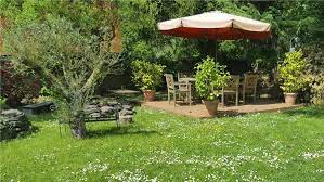 Verstorbene haustiere haben im müll nichts zu suchen. Tierbestattung Und Entsorgung Darf Ich Mein Haustier Im Garten Begraben
