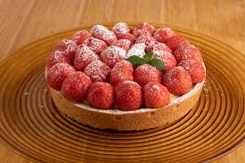 Come la colla di pesce è insapore ma a differenza della gelatina di origine animale richiede temperature molto più alte per sciogliersi perfettamente (85/90°c). Cheesecake Leggera Con Fragole Mara Des Bois
