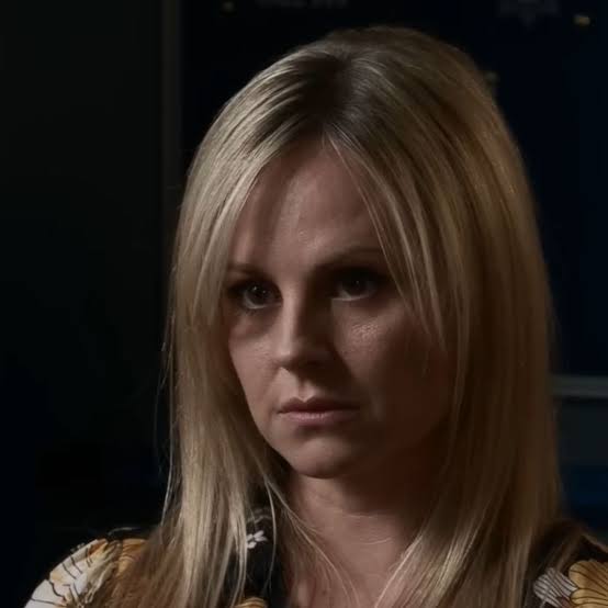 Coronation Street fans left baffled over same detail in Sarah Platt arrest  - Manchester Evening News