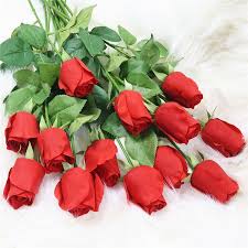 高仿真玫瑰花单支手感保湿玫瑰花苞手捧玫瑰假花婚庆桌花装饰