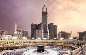Mekah dan madinah adalah dua tanah suci bagi umat islam dan juga terletaknya antara dua masjid utama iaitu masjidil haram di mekah dan masjid nabawi di madinah. Kemusnahan Kota Mekah Yang Cuba Disembunyikan Dari Umat Islam Islam Itu Indah