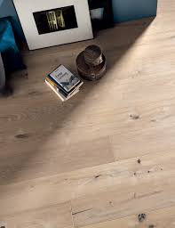 Parquet Rovere Naturale Anticato Verniciato Contemporary Craft White Iperceramica Pavimenti In Legno Chiaro Soggiorno Scandinavo Loft Moderni
