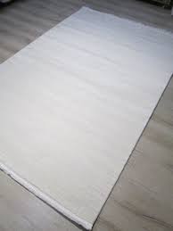 Saray halı'nın koleksiyonunda en çok dikkat çeken modellerden birisi siyahın kullanıldığı halılar diyebiliriz. Saray Hali Heryerehali Saray Hali Imge Ie608abeyaz 160x230 Cm
