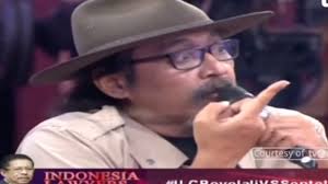 Setelah pernyataan resmi dari rs tabrani pekanbaru bahwa ustad tengku zulkarnain meninggal. Sudjiwo Tedjo Bongkar Karater Asli Ustadz Tengku Zulkarnain Di Acara Ilc Tv One Tribun Lampung