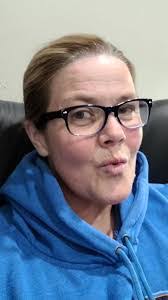 Lori Bagley's Instagram, Twitter & Facebook