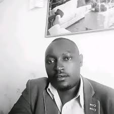 Always do an audit of the people in your life. There are dream killers and  energy drainers who lurk around, just to destroy your vision. Identify and  avoid them. If someone is