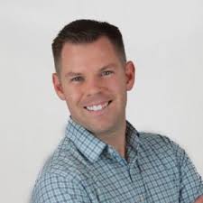 Hire an Empowerment Speaker