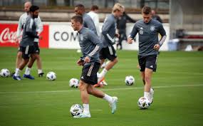 It is going to be a game between two contrasting clubs. Transfermarkt Juventus Will Dfb Star Robin Gosens Verpflichten