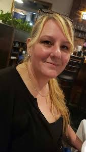 Donna Lopes's Instagram, Twitter & Facebook