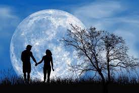 In acest moment de pe pamand se poate observa luminat tot discul lunar. Luna AlbastrÄƒ In 22 August 2021 Ce Aduce Pentru Fiecare Zodie Superluna De DuminicÄƒ Dcmedical Ro