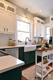 Backsplash Revalia In Calming White Picket Mosaic Countertops Onequartz Nature Flecks In Kodiak Kitchen Inspirations Kitchen Cabinetry Daltile