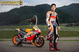 Motogp Marquez Resmi Memperpanjang Kontraknya Hingga 2020 Sebagai Pembalap Repsol Honda Kontrak Marc Marquez Akan Habis Pada A Marc Marquez Motogp Pembalap