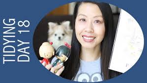 30-Day Tidying Challenge (KonMari Method) • Day 18 • Home Decor (Komono)
