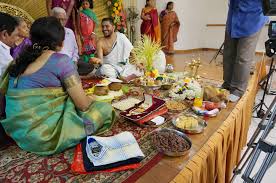 Weiße kleider, schöne kirchen, viel familie und sehr viel. Indische Hochzeit Feiern In Indien Kleidung Rituale Ablauf