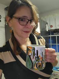 Coffee ☕️on this Chilly 32°❄️❄️ Tuesday morning. Will be long crazy day.  Today Autumn goes back to her All day training. Looking forward to  afternoon video of her. Stay safe and healthy