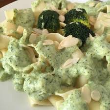 Pasta Mit Brokkoli Sahne Sosse Kinder Kommt Essen Rezept Brokkoli Sahne Sosse Familienrezepte Rezepte Mit Brokkoli
