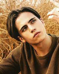 Tanner buchanan turned heads after starring alongside addison rae in he's all that, but that's not the actor's only role on the streaming service. 57 Cobra Kai Ideen In 2021 Unterhaltung Diabetes Ernahrung Mannlich Fotografie