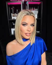 RHONNA PARKER (@makeupbyrhonna) · NC, USA