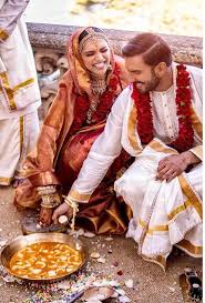 Decoding Each Of Deepika S Bridal Looks Massive Inspo Here For North South Brides Bollywood Wedding Deepika Ranveer Deepika Padukone