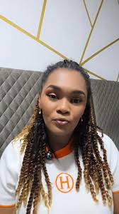 Demain marque le début de la fin de 43 ans de règne. Les dés sont lancés  ,le compteur et de nouveau et pour la 8eme fois à zéro , C'est nous  Camerounais et Camerounaise de jouer , Rdv demain a Bepanda ...