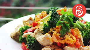 It is great with a tossed salad, or with tater tots and a vegetable. Easy Chicken Vegetable Mix Healthy Recipes Youtube