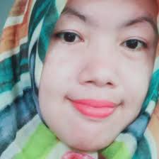 RAHIM DUA RATUS JUTA Karya: Syatizha BAB 10 : Calon Menantu Kesayangan  Sabrina dan kedua asisten rumah tangga ibu Renata terkejut setengah mati  mendengar penuturan wanita yang sangat disegani di rumah ini. "