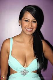 She has appeared in numerous hindi and. Kashmira Shah Alchetron The Free Social Encyclopedia